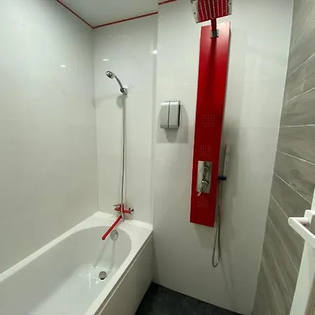 Apartment Universidad 4 *