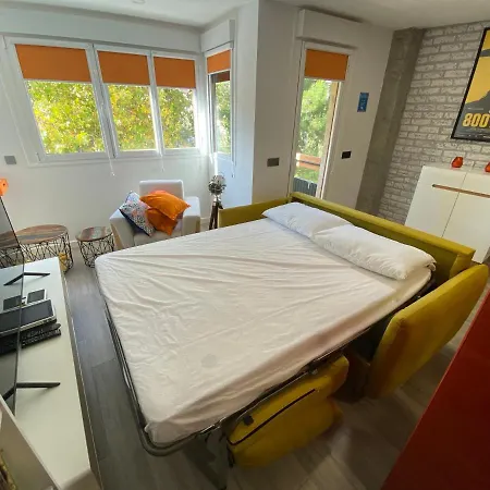 Apartment Universidad 4 *