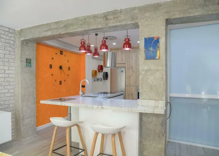 Universidad 4 * Valladolid