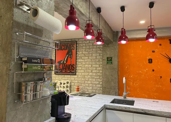 Lägenhet Universidad 4 *