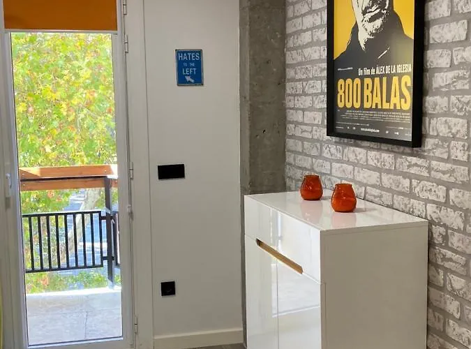 Universidad 4 Lägenhet *