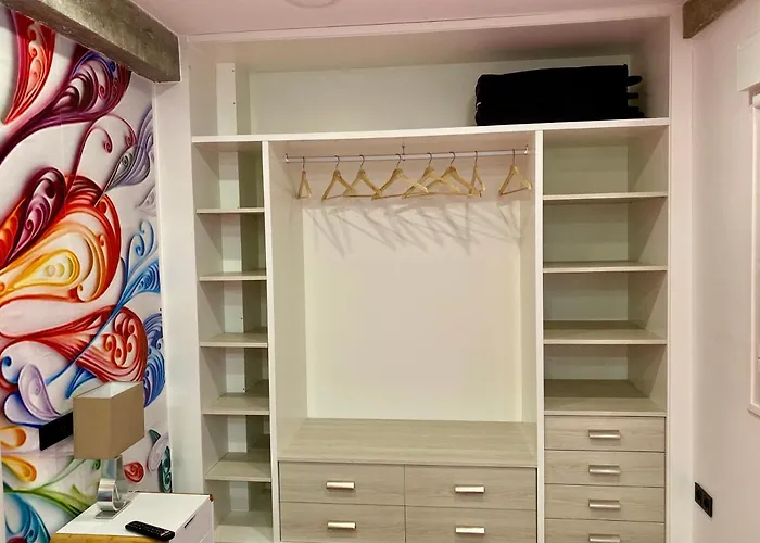 Universidad 4 Lägenhet *